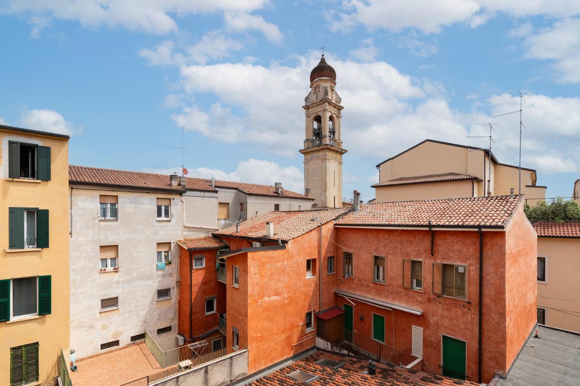 Domus Verona - Ampia Residenza Filippini A Pochi Passi Dall'Arena Exteriör bild