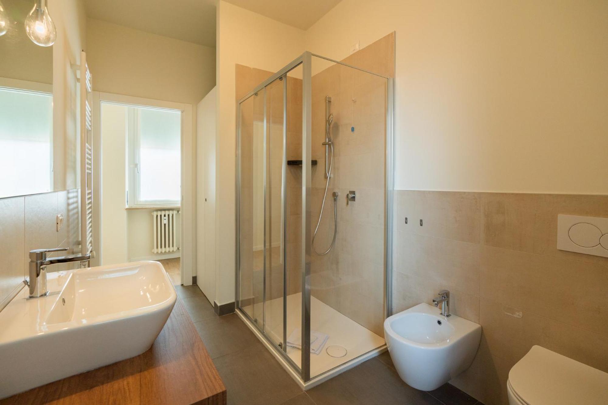Domus Verona - Ampia Residenza Filippini A Pochi Passi Dall'Arena Rum bild