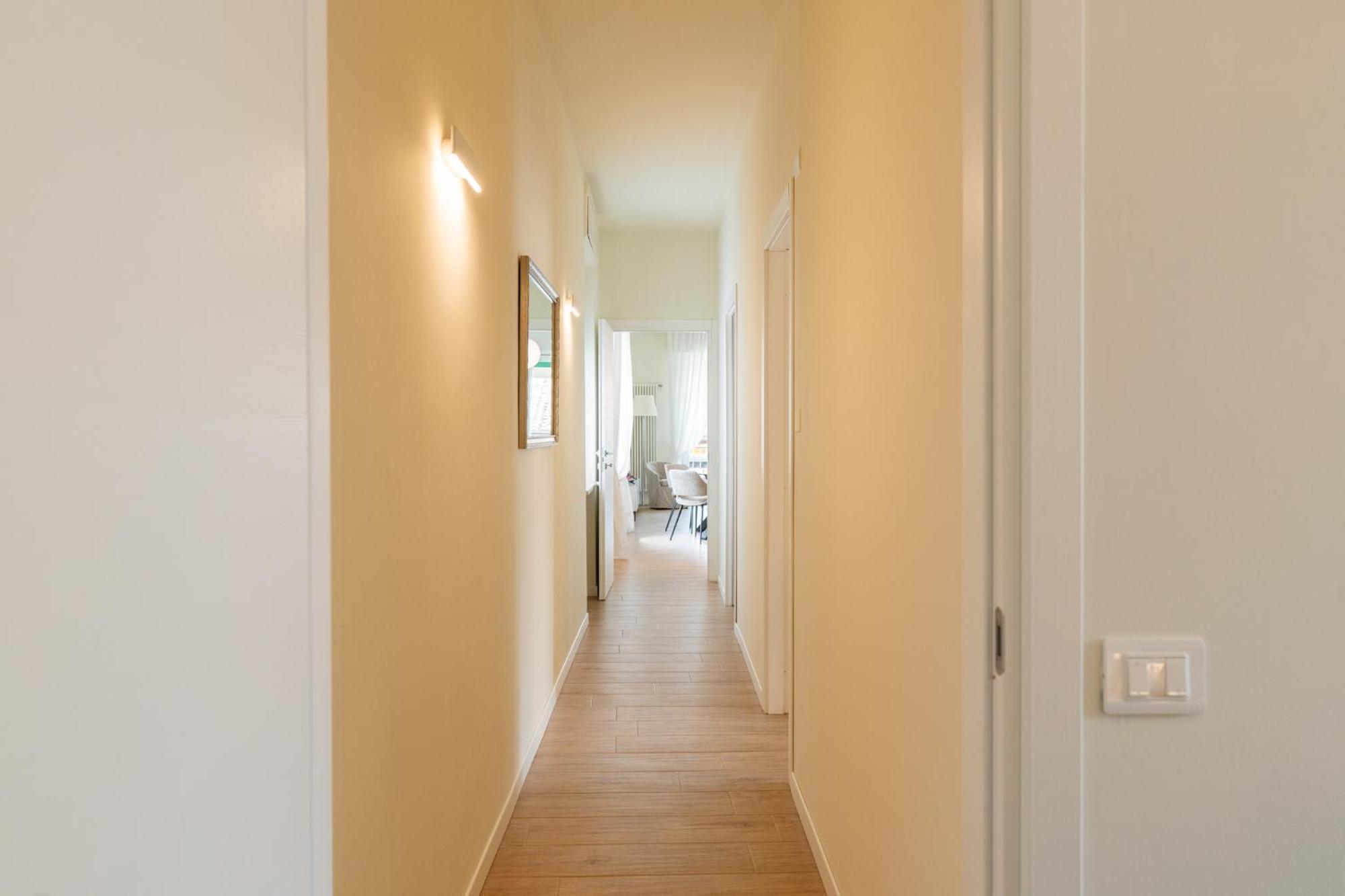 Domus Verona - Ampia Residenza Filippini A Pochi Passi Dall'Arena Exteriör bild